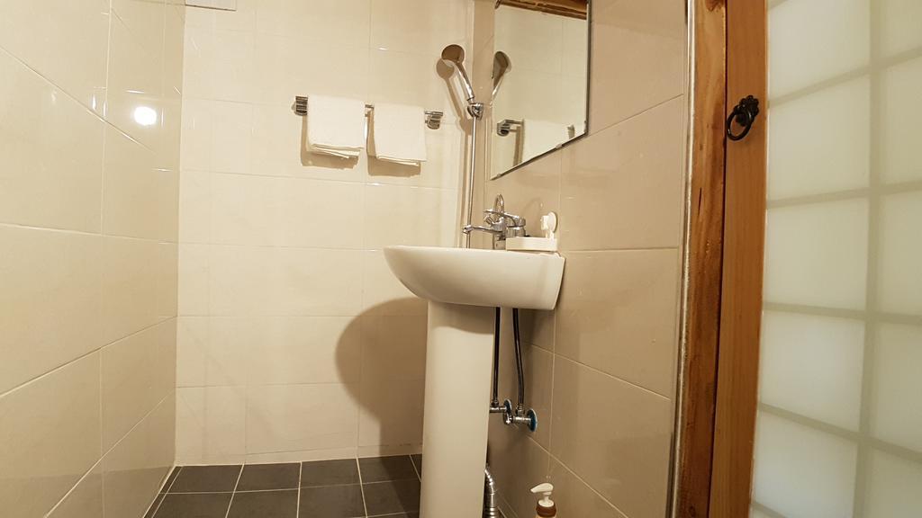 Ohnewwall Guesthouse Csondzsu Kültér fotó